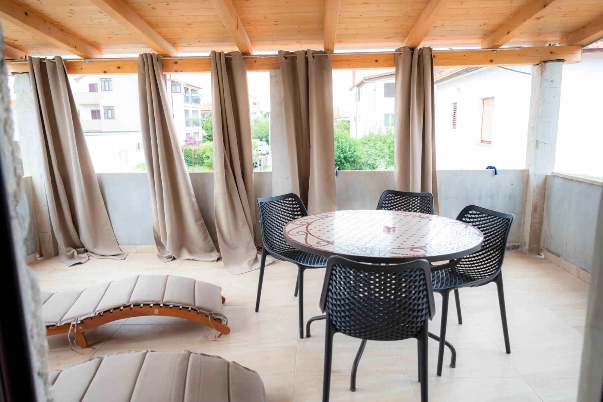 Apartmani Eva Zadar Kamer foto